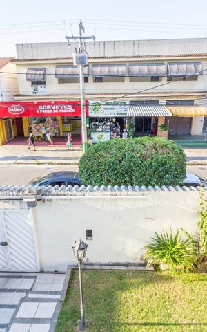 Casa à venda com 189m², 3 quartos e 3 vagas Casa à venda com 189m², 3 quartos e 3 vagasVaranda da Suíte Vista
