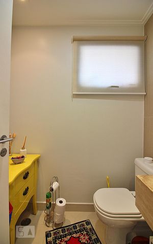 Apartamento para alugar com 75m², 2 quartos e 2 vagasBanheiro Social