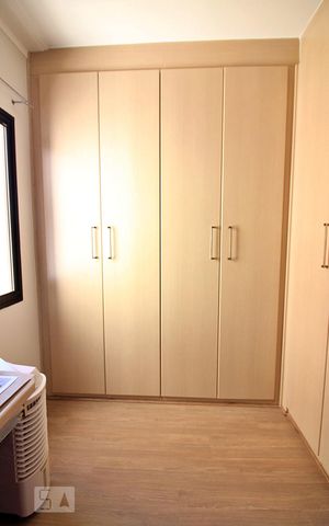 Apartamento para alugar com 75m², 2 quartos e 2 vagasQuarto 1 - Armários