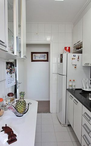 Apartamento para alugar com 75m², 2 quartos e 2 vagasCozinha