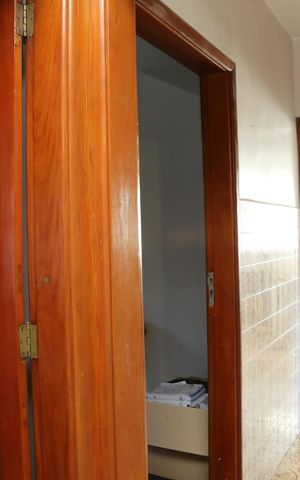 Casa para alugar com 252m², 4 quartos e 1 vagaCorredor