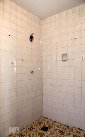 Casa para alugar com 252m², 4 quartos e 1 vagaBanheiro