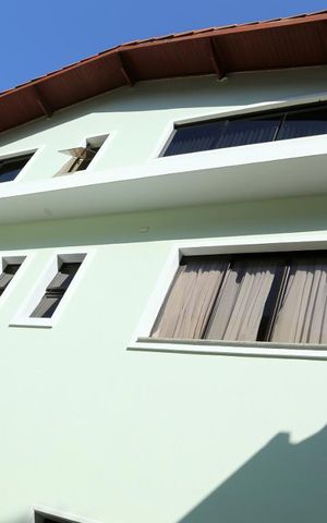Casa para alugar com 252m², 4 quartos e 1 vagaFachada