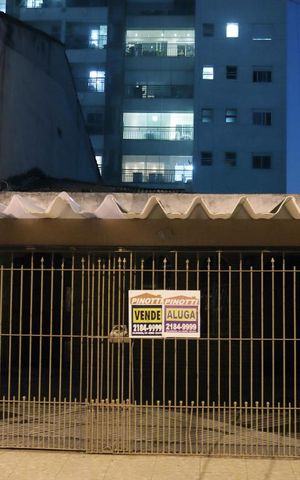 Casa à venda com 200m², 3 quartos e 2 vagasFachada frontal