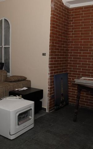 Casa à venda com 200m², 3 quartos e 2 vagasSala