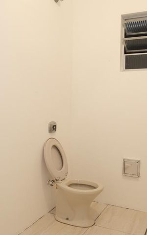 Casa à venda com 200m², 3 quartos e 2 vagasBanheiro do Corredor