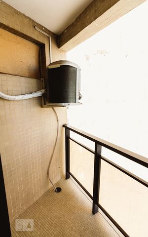 Studio à venda com 33m², 1 quarto e 1 vaga Studio à venda com 33m², 1 quarto e 1 vagaVaranda do Quarto