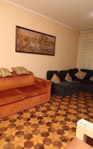 Casa à venda com 180m², 3 quartos e 4 vagasSala - Casa 1