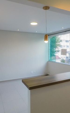 Casa para alugar com 37m², 1 quarto e sem vagaSala