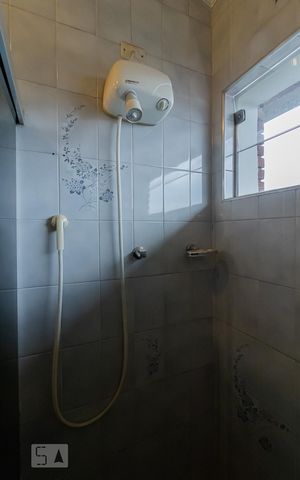 Casa à venda com 500m², 4 quartos e 6 vagasBanheiro