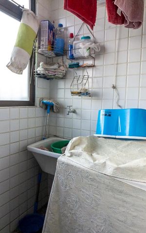 Apartamento à venda com 360m², 4 quartos e 2 vagas Apartamento à venda com 360m², 4 quartos e 2 vagasÁrea de Serviço