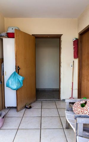 Apartamento à venda com 360m², 4 quartos e 2 vagas Apartamento à venda com 360m², 4 quartos e 2 vagasSala de Estar