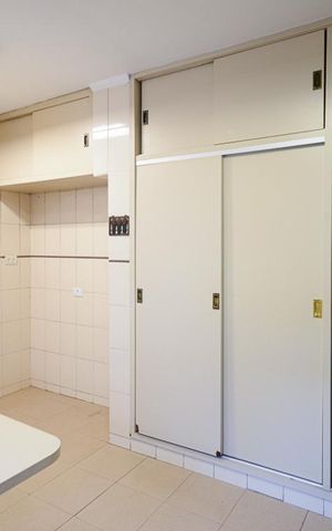 Casa à venda com 210m², 3 quartos e 2 vagasCozinha
