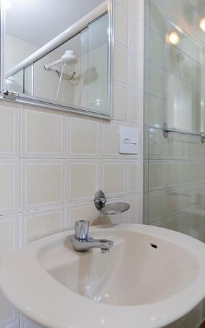 Apartamento à venda com 62m², 2 quartos e 1 vaga Apartamento à venda com 62m², 2 quartos e 1 vagaBanheiro