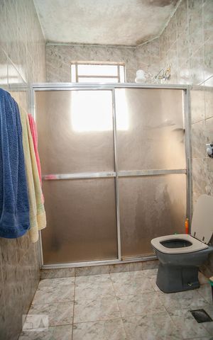 Casa à venda com 80m², 3 quartos e 1 vaga Casa à venda com 80m², 3 quartos e 1 vagaBanheiro Social