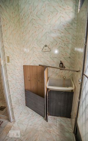 Casa à venda com 80m², 3 quartos e 1 vaga Casa à venda com 80m², 3 quartos e 1 vagaÁrea de Serviço