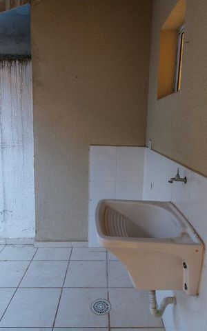 Casa de condomínio para alugar com 64m², 2 quartos e 2 vagas Casa de condomínio para alugar com 64m², 2 quartos e 2 vagasÁrea de Serviço