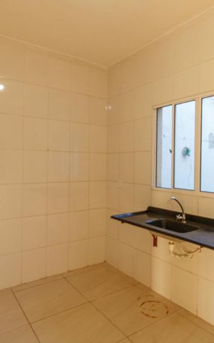Casa de condomínio para alugar com 64m², 2 quartos e 2 vagas Casa de condomínio para alugar com 64m², 2 quartos e 2 vagasCozinha