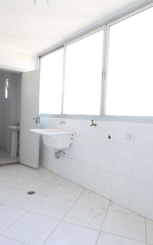 Apartamento à venda com 155m², 3 quartos e 1 vagaÁrea de Serviço
