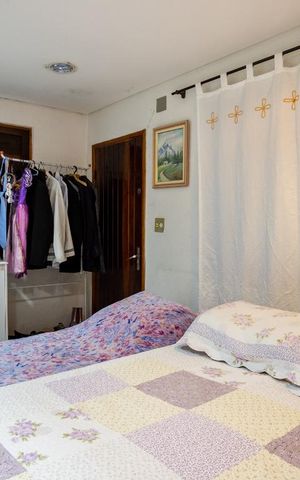 Casa à venda com 130m², 3 quartos e 2 vagas Casa à venda com 130m², 3 quartos e 2 vagasQuarto 1