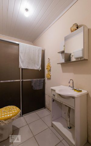 Casa à venda com 120m², 3 quartos e 1 vaga Casa à venda com 120m², 3 quartos e 1 vagaBanheiro da Suíte