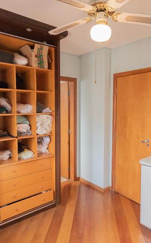 Apartamento à venda com 215m², 4 quartos e 4 vagasSuíte 2