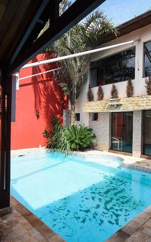 Casa para alugar com 500m², 4 quartos e 2 vagas Casa para alugar com 500m², 4 quartos e 2 vagasPiscina