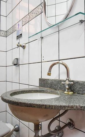 Casa para alugar com 500m², 4 quartos e 2 vagas Casa para alugar com 500m², 4 quartos e 2 vagasLavabo