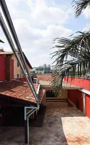 Casa para alugar com 500m², 4 quartos e 2 vagas Casa para alugar com 500m², 4 quartos e 2 vagasVista do salão de jogos