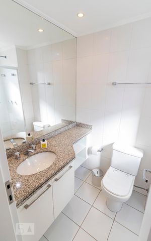 Apartamento à venda com 70m², 2 quartos e 2 vagasQuarto 2 - Suíte/ Banheiro