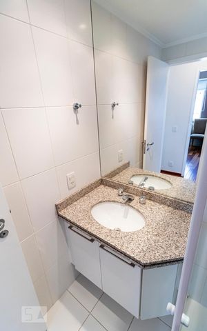 Apartamento à venda com 70m², 2 quartos e 2 vagasBanheiro social