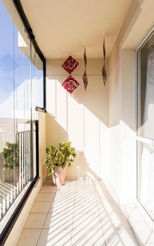 Apartamento à venda com 70m², 2 quartos e 2 vagasVaranda