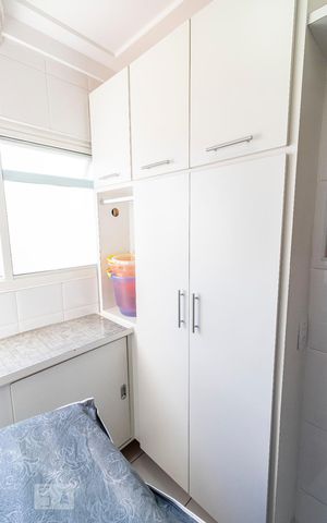 Apartamento à venda com 70m², 2 quartos e 2 vagasÁrea de serviço