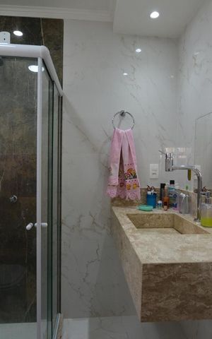 Apartamento à venda com 80m², 3 quartos e sem vagaBanheiro da suite