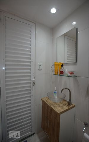 Apartamento à venda com 80m², 3 quartos e sem vagaBanheiro Social 2