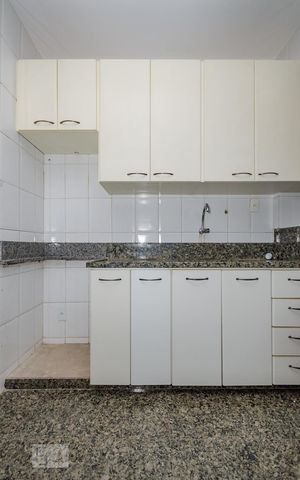 Apartamento para alugar com 110m², 3 quartos e 2 vagas Apartamento para alugar com 110m², 3 quartos e 2 vagasCozinha
