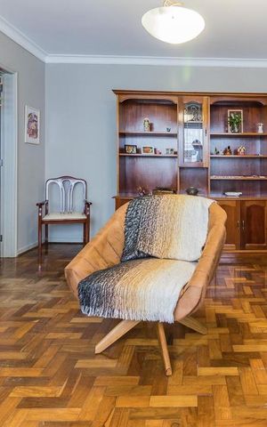 Apartamento à venda com 98m², 3 quartos e sem vaga Apartamento à venda com 98m², 3 quartos e sem vagaSala
