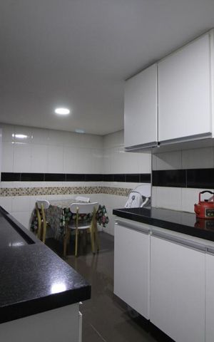 Casa à venda com 150m², 2 quartos e 1 vagaSala/Cozinha