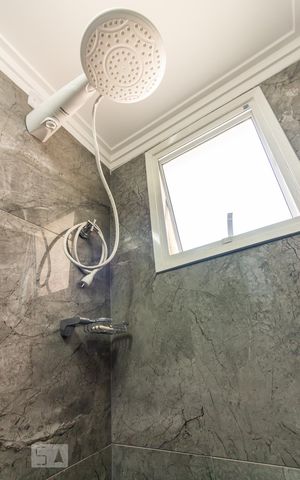 Apartamento à venda com 57m², 2 quartos e 1 vaga Apartamento à venda com 57m², 2 quartos e 1 vagaBanheiro