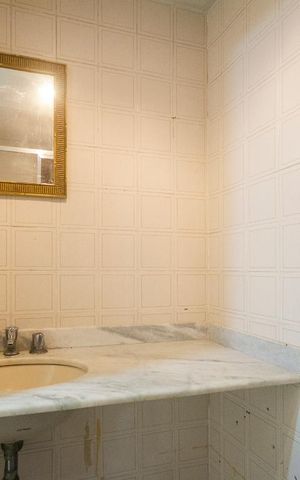 Apartamento à venda com 80m², 2 quartos e 1 vaga Apartamento à venda com 80m², 2 quartos e 1 vagaBanheiro 2