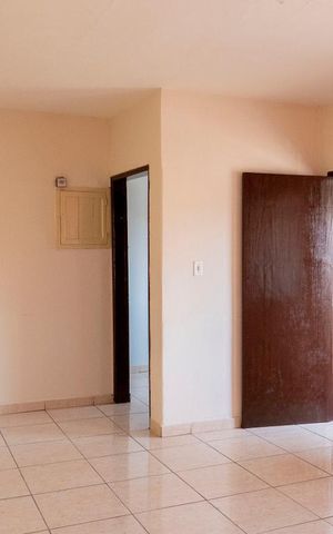 Casa à venda com 65m², 2 quartos e sem vagaSala