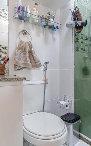 Apartamento à venda com 120m², 4 quartos e 1 vaga Apartamento à venda com 120m², 4 quartos e 1 vagaBanheiro da Suíte 2