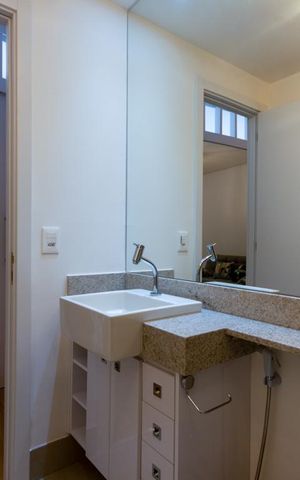 Studio para alugar com 44m², 1 quarto e 1 vaga Studio para alugar com 44m², 1 quarto e 1 vagaBanheiro