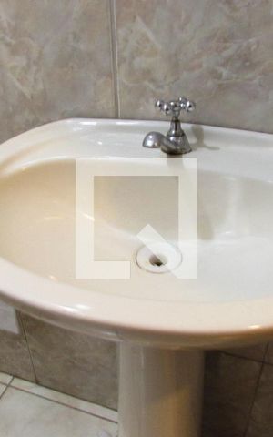 Casa para alugar com 290m², 4 quartos e 3 vagasBanheiro Social