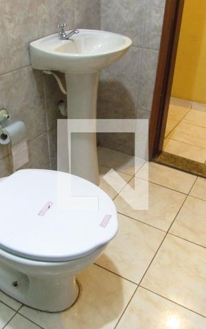 Casa para alugar com 290m², 4 quartos e 3 vagasBanheiro Social