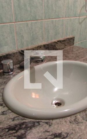 Casa para alugar com 290m², 4 quartos e 3 vagasBanheiro 2