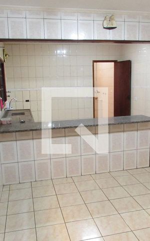 Casa para alugar com 290m², 4 quartos e 3 vagasCozinha