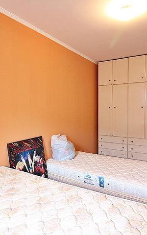 Casa à venda com 340m², 4 quartos e 4 vagasQuarto 2 - Suíte