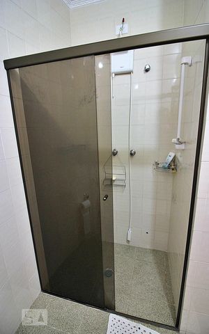 Casa à venda com 340m², 4 quartos e 4 vagasBanheiro Social
