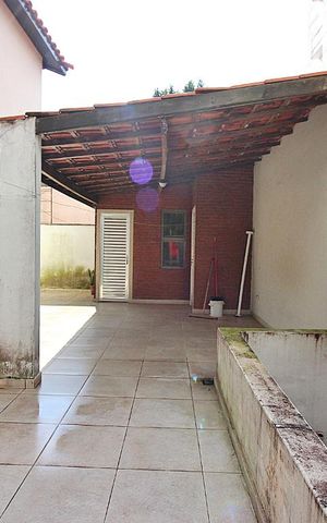 Casa à venda com 340m², 4 quartos e 4 vagasQuintal
